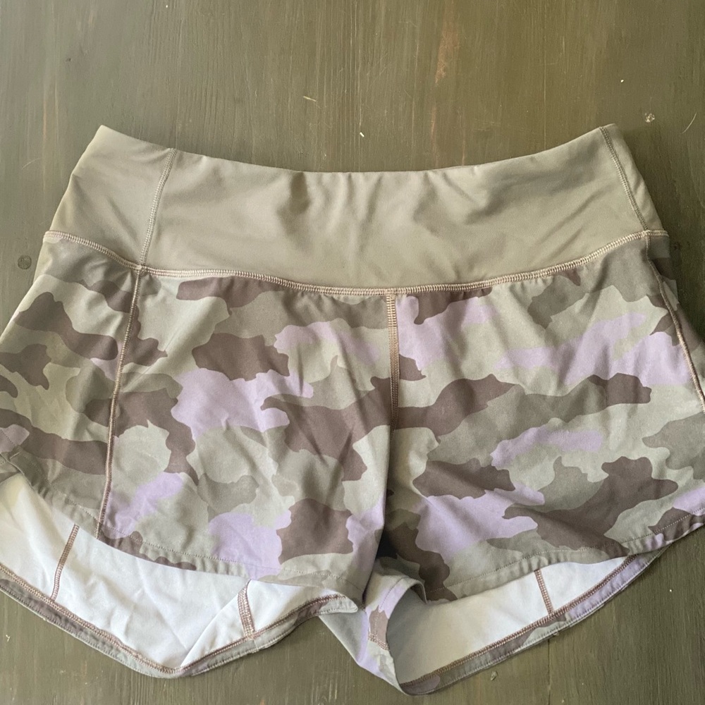 Lululemon speed short 4 inch inseam size 6Long